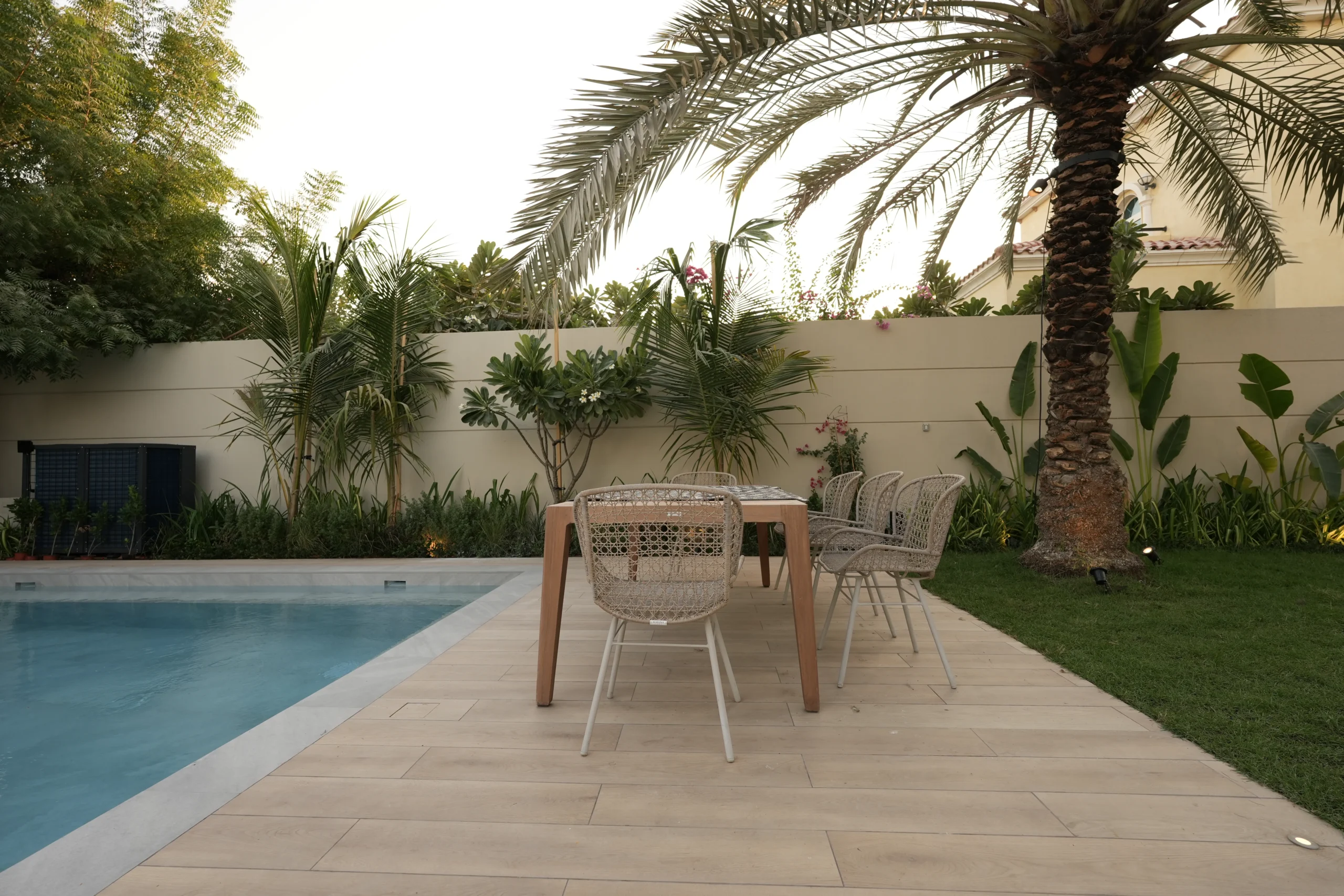 Landscaping companies in Jumeirah Park Dubai